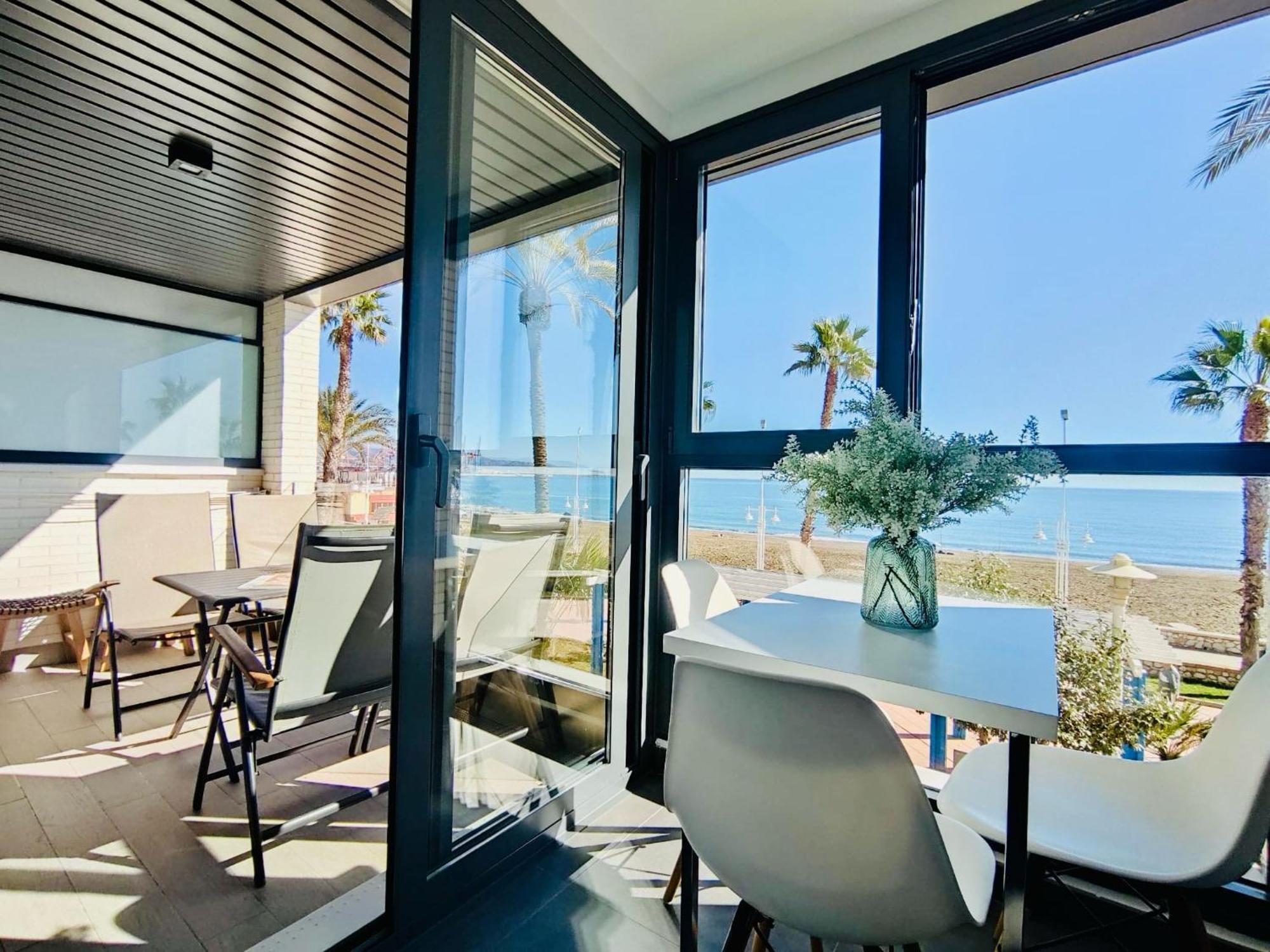 Appartamento Gran Vivienda De Lujo Frente Al Mar Málaga Esterno foto